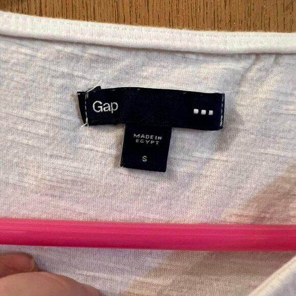 🐻Size S - Gap - White and Yellow Striped 3/4 Sleeve Knit Pullover - Picture 2 of 6